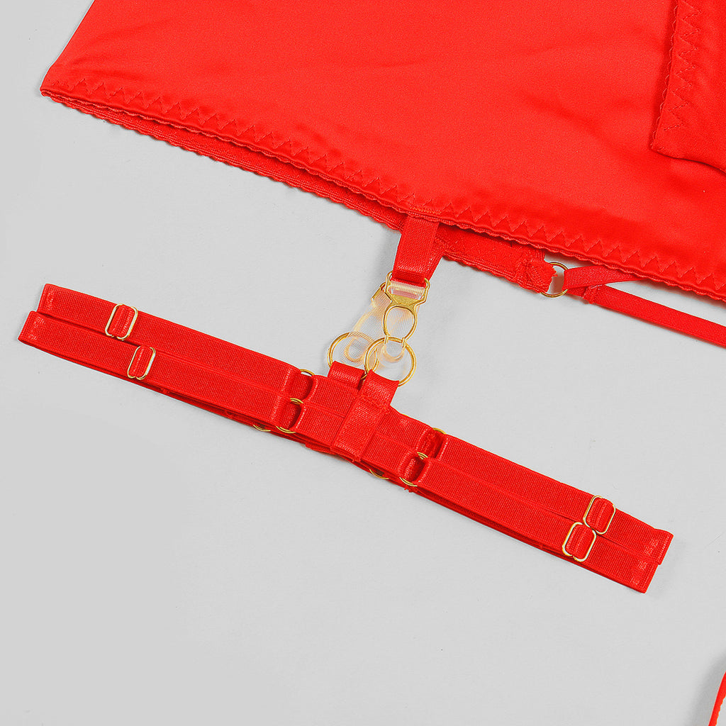 Wholesale Elegant Four-Piece Lingerie Set with Hip-Covering Skirt Leg Ring Details