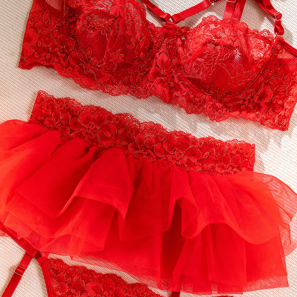 Wholesale Red Floral Lace Underwire Lingerie Set Details Show